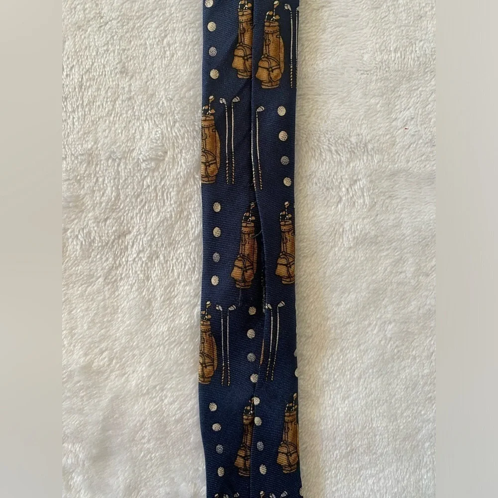 the good life golf tie